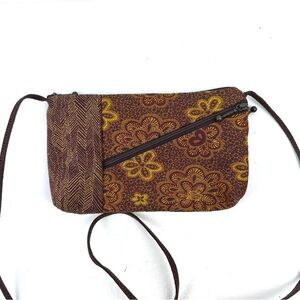 Maruca Tomboy Crossbody Bag Floral Tapestry Handbag Handmade Colorado Brand‎ New